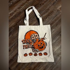 TRICK R TREAT Canvas Tote Bag